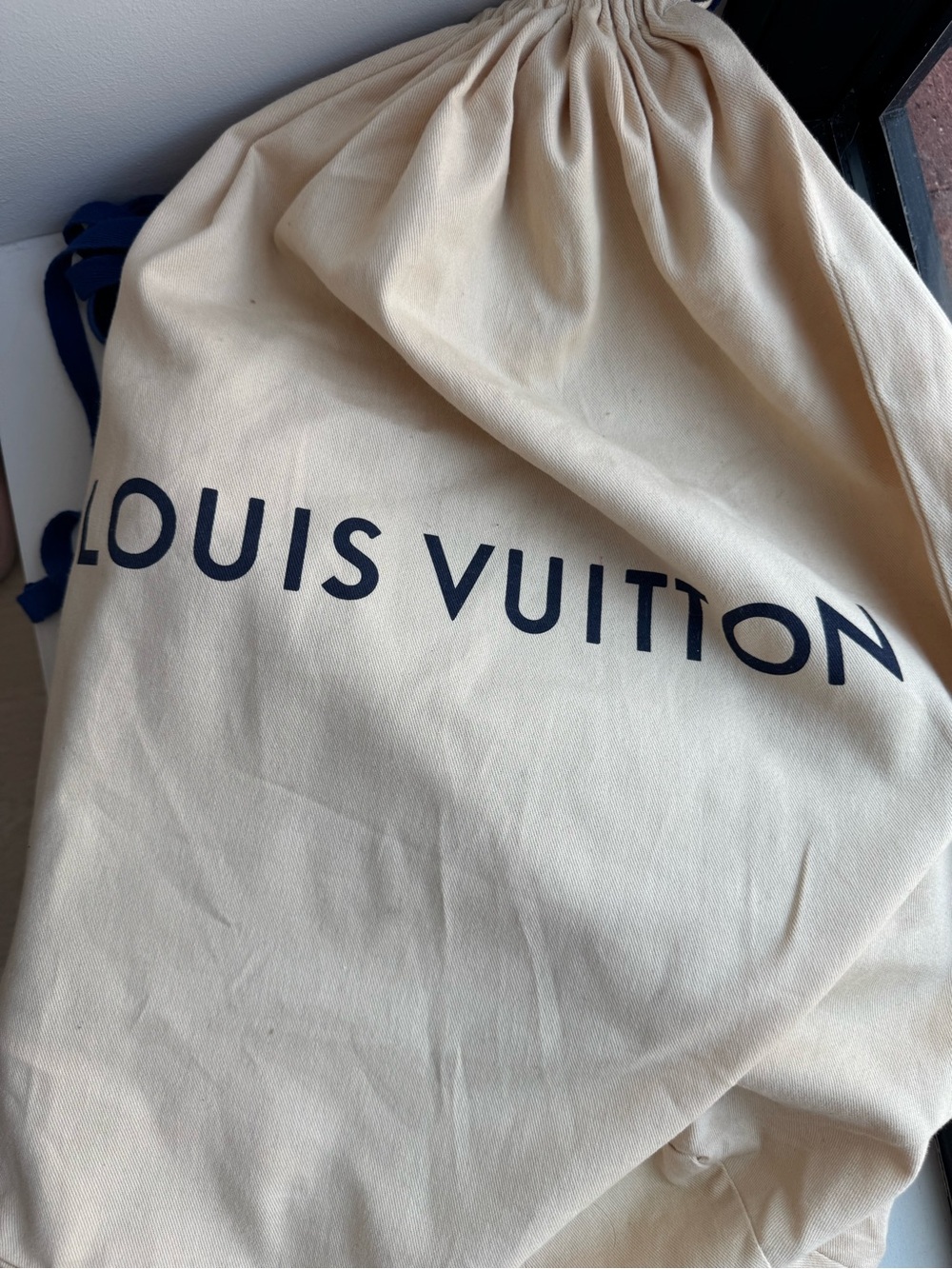 Louis Vuitton Monogram Canvas Drawstring Bucket Bag with Tan Trim - Picture 5 of 5